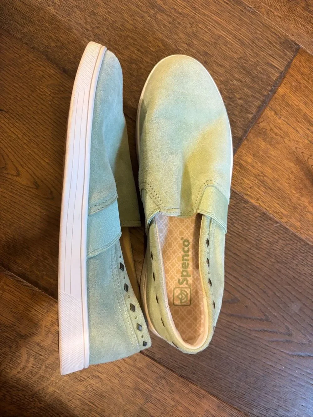 Spenco green Santa Barbara slip on sneaker 8.5 orthotic comfort